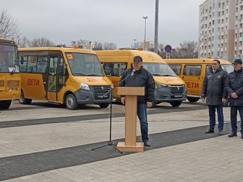 В район поступил школьный автобус